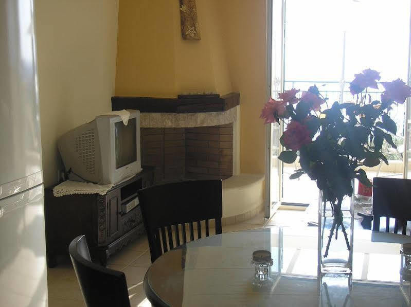 Nostimon Emar Apartment Lourdata  Exterior photo